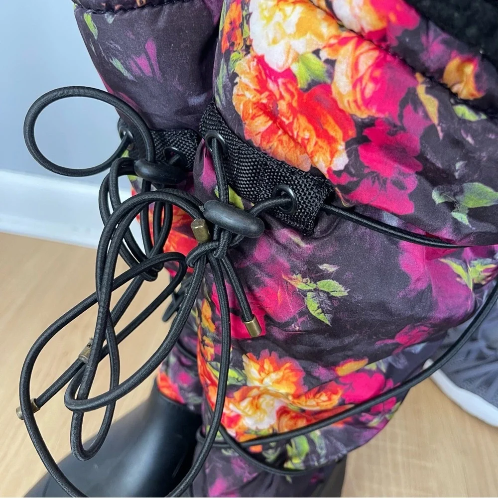 Dirty Laundry Pied Piper Floral Snow Boots Sz 7 Like New - Picture 12 of 12